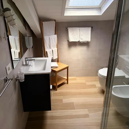 Pepè Attic Room- Center 4* Napoli