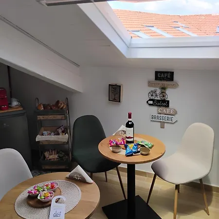 Couette-café Pepè Attic Room- Center