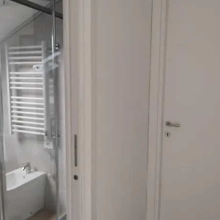 Pepè Attic Room- Center 4* Napoli