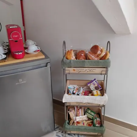 Pepe Attic Frühstückspension 4*