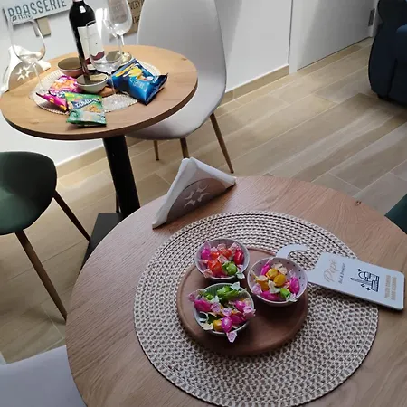 Pepè Attic Room- Center Couette-café 4*